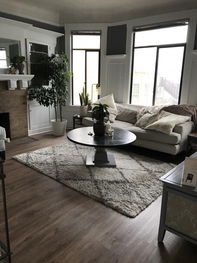 Building Photo - 1 bedroom in San Francisco CA 94133