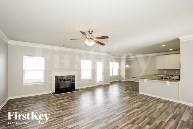 Foto del edificio - 330 Windpher Ridge