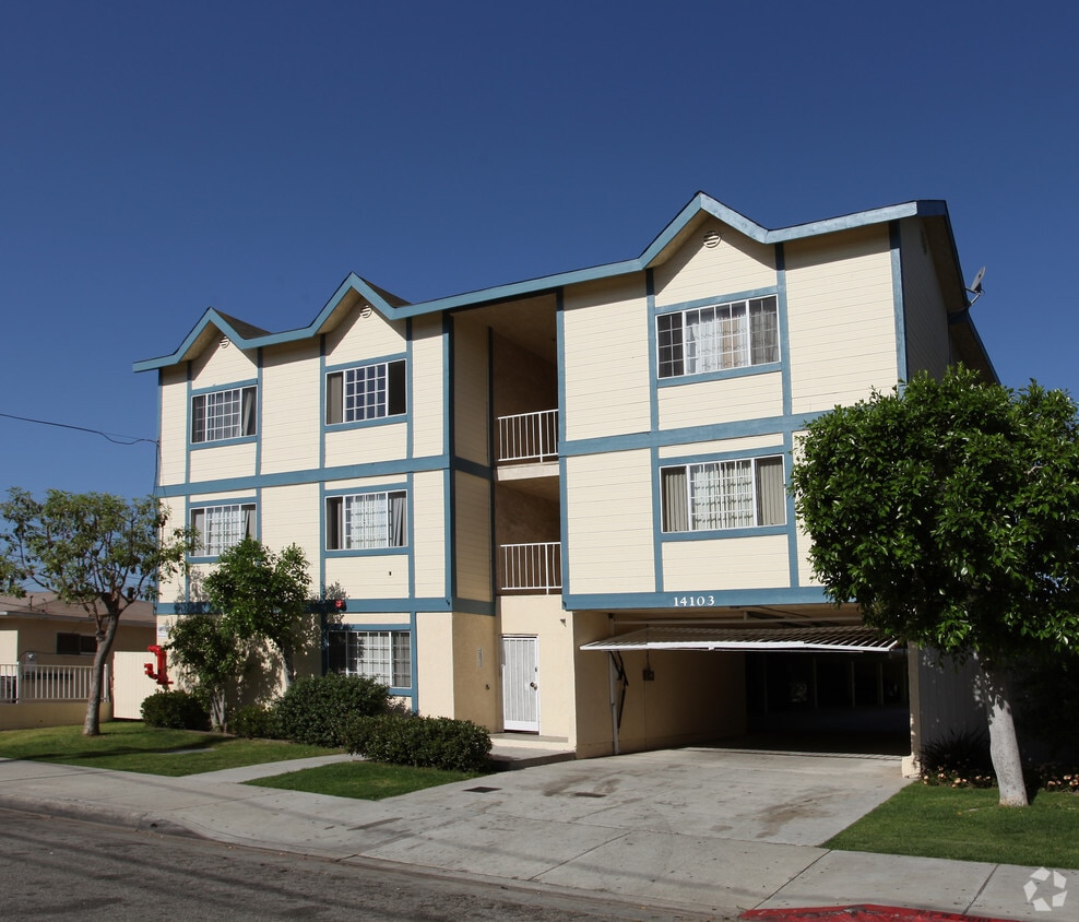 Primary Photo - 14103 Cerise Ave