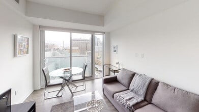 Building Photo - 78 Gerrard St W