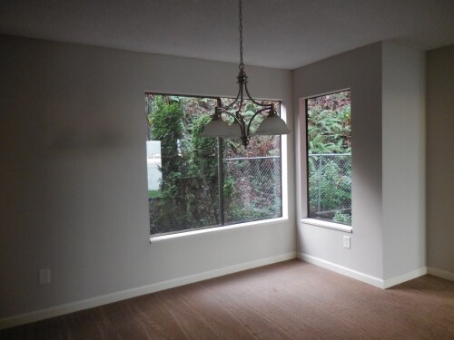 Foto del edificio - 1727 Harbor Ave SW