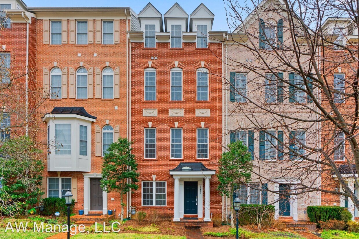 Primary Photo - 3 br, 2.5 bath House - 542 Whetstone Glen St