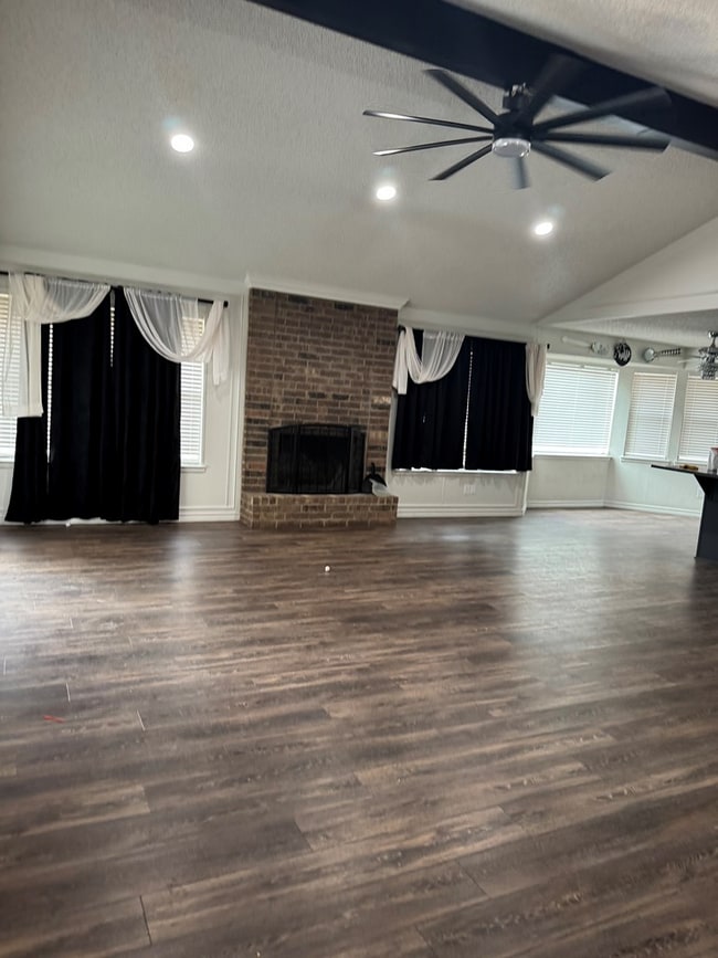 Foto del edificio - 6513 Dunbar Dr