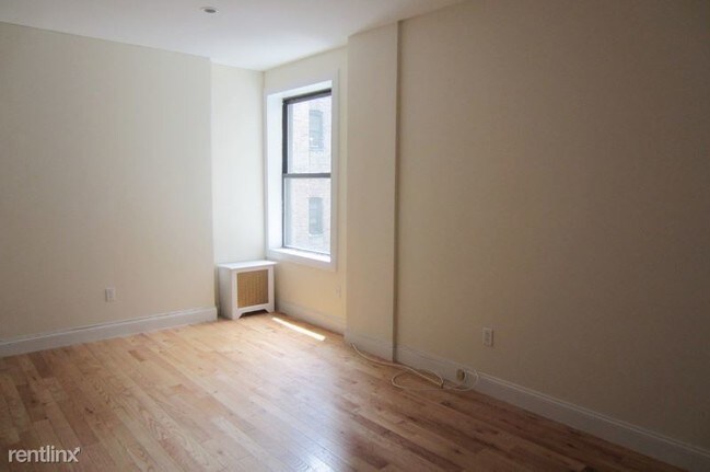 Building Photo - 105 Audubon Ave