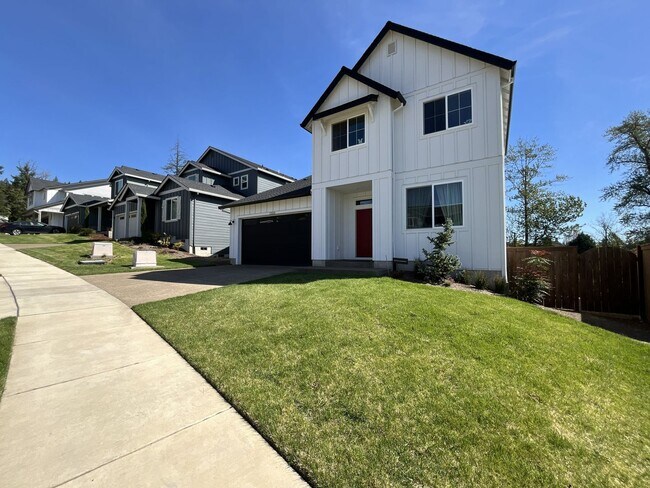 Foto del edificio - Spacious 5BR Home Near Mountainside High School with Loft, Balcony & Large Kitchen