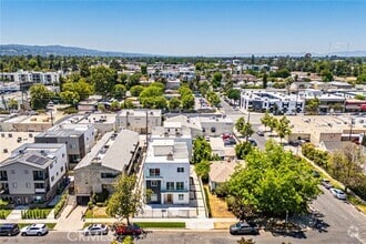 Building Photo - 5251 Agnes Avenue 3