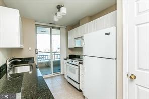 Foto principal - 100 Harborview Dr