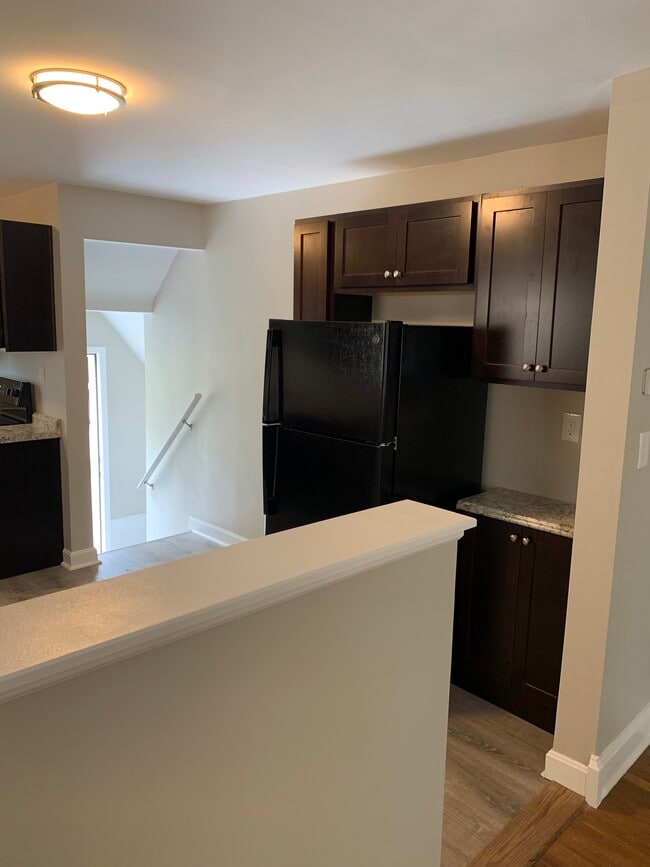 Foto del edificio - 6847 Roe St