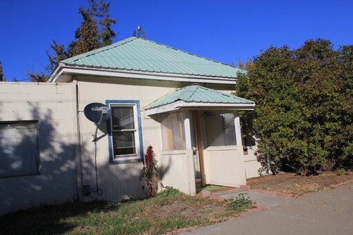 Primary Photo - 501 W 5th Ave