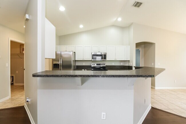 Foto del edificio - 1310 SW 13th Terrace
