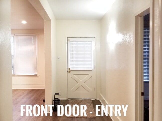 Entryway - 1475 N San Pablo Ave