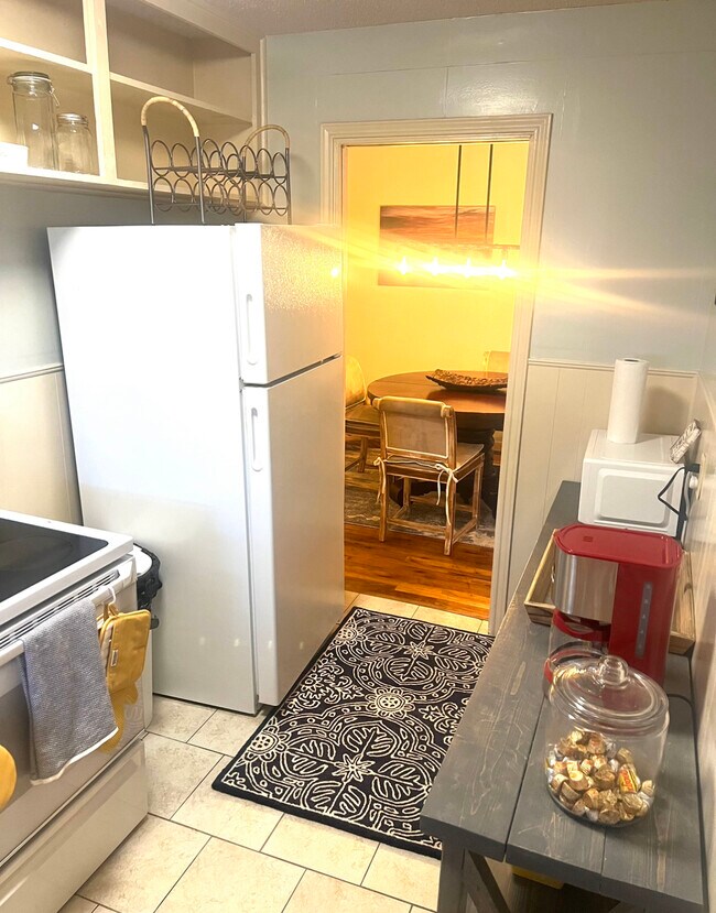 Building Photo - 1924 17th St