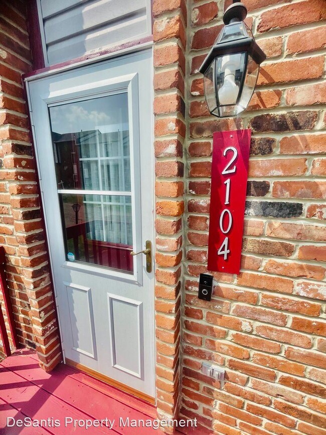 Building Photo - 3 br, 2.5 bath House - 2104 Timberglen Drive