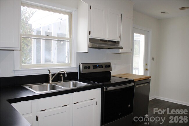 Foto del edificio - 428 Beaty St