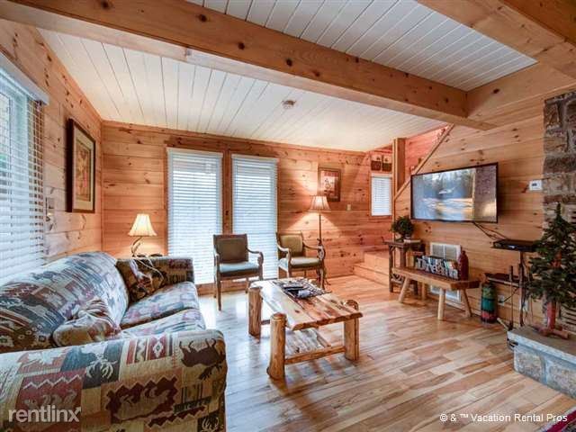 Building Photo - 907 Ski Mountain Rd