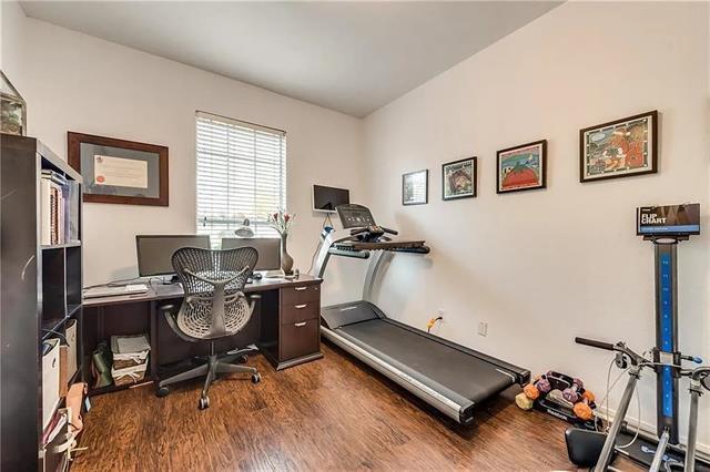 Foto del edificio - 4417 Scenic Dr