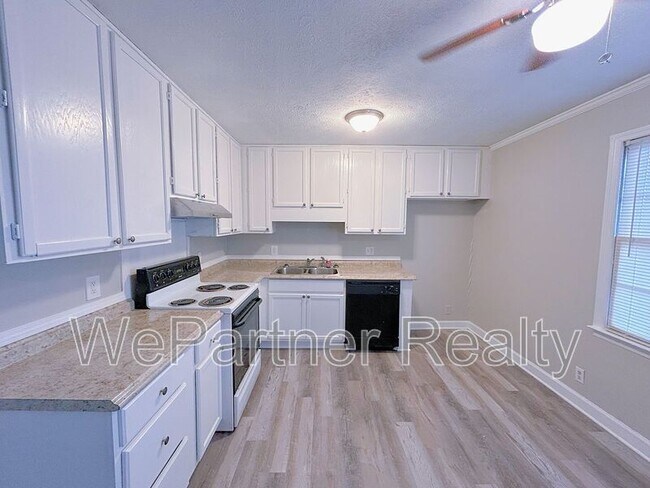 Foto del edificio - 1143 Spring Creek Cir