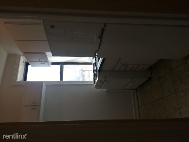 Building Photo - 3943 47th Ave