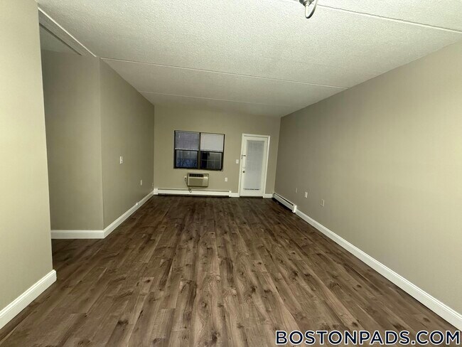 Foto del edificio - 757 Highland Ave