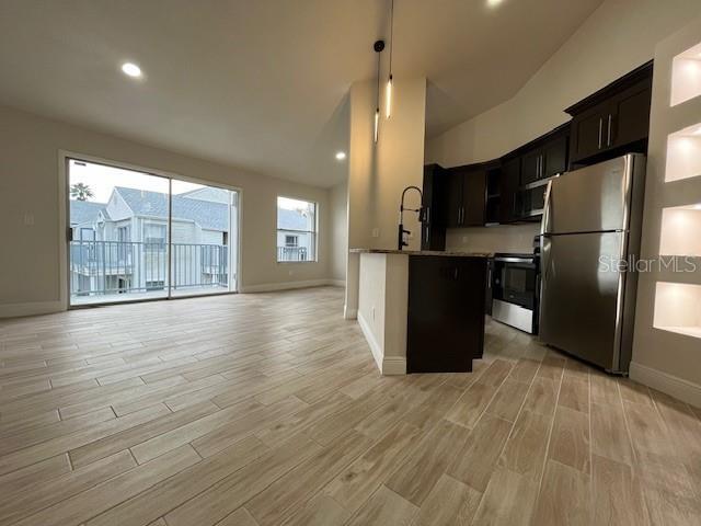 Foto del edificio - 2544 Woodgate Blvd