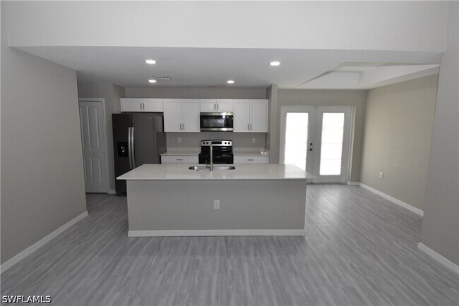 Building Photo - 2121 Firebrand Rd