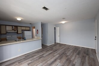 Building Photo - 36 South Ave