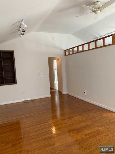 Building Photo - 2455 3rd St