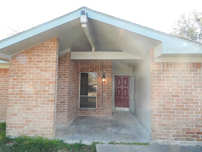 Building Photo - 13726 Rampchester Ln
