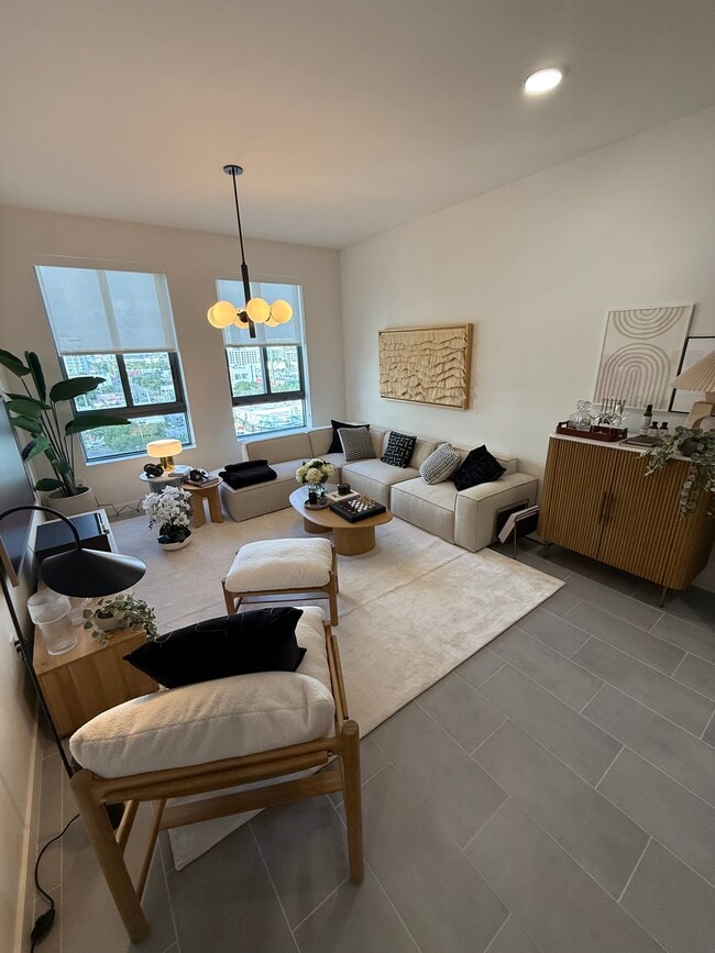 Building Photo - 1950 NW 1st Pl