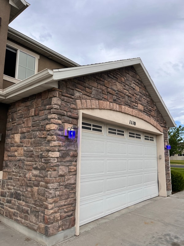 Building Photo - 1110 Sutton Dr