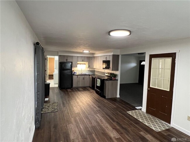 Foto del edificio - 17 Lawndale Ct