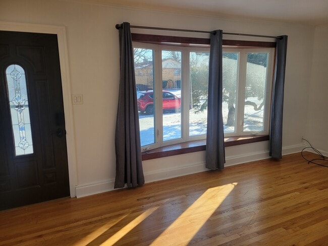 Building Photo - 2382 S Scott St