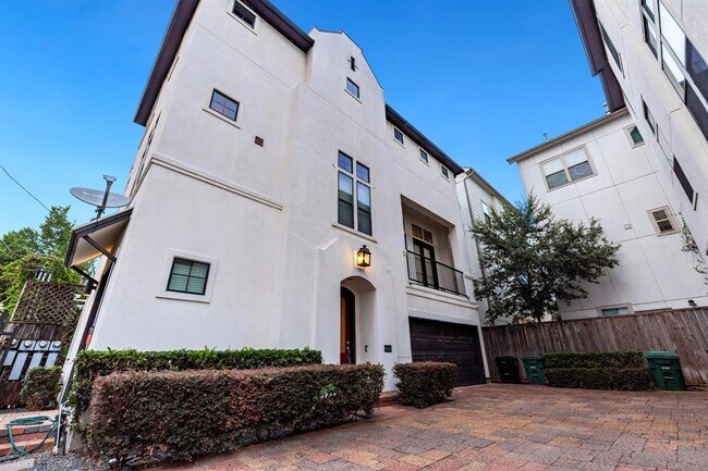 Foto del edificio - 1406 Hickory St