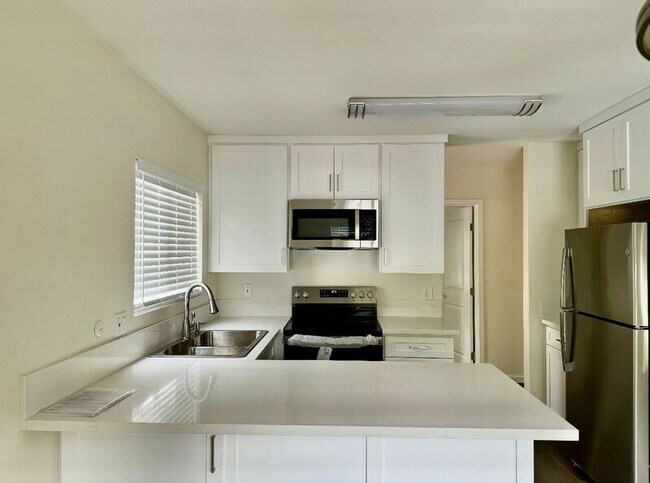 Foto del edificio - 5543 Adobe Falls Rd