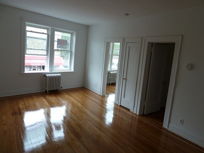Foto del edificio - 311-315 Queen Anne Rd