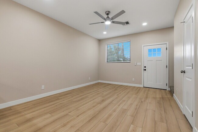 Foto del edificio - 1222 E Diamond St