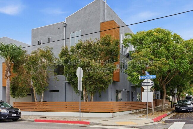 Foto del edificio - 4147 Bachman Pl