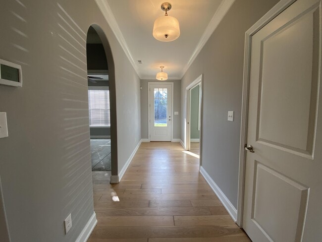 Building Photo - 122 Pocola Way