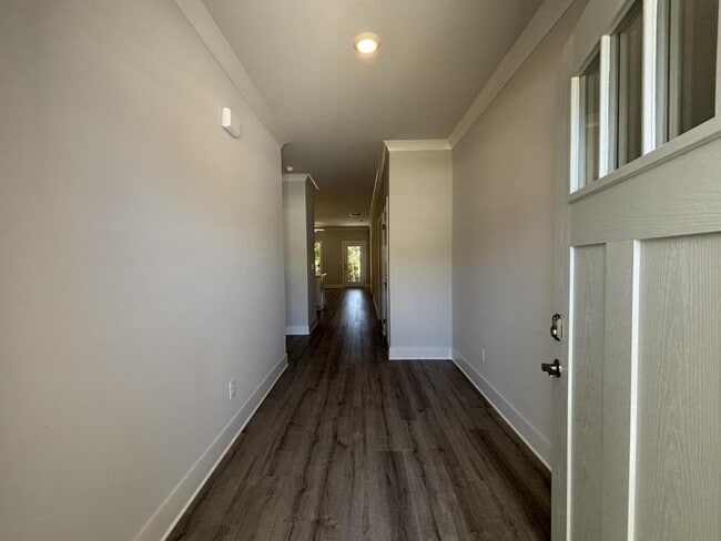 Photo - 36 Village Ct Townhome