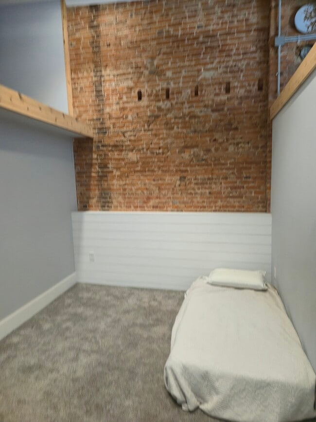 Building Photo - 232 E Michigan Ave