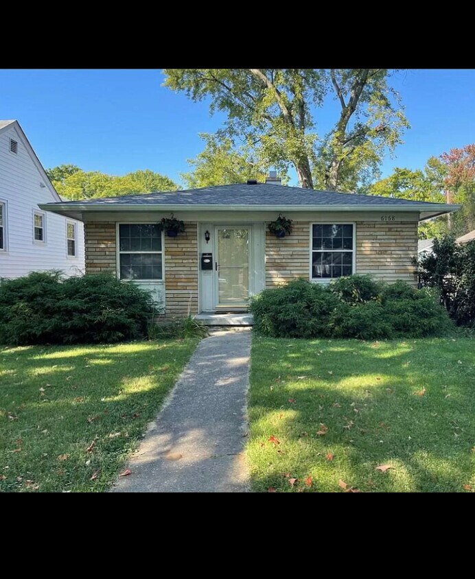 Primary Photo - 6168 Ralston Ave