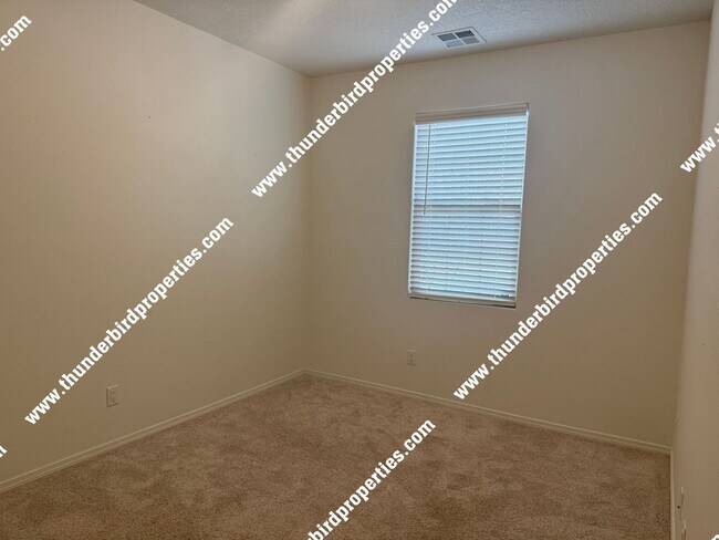 Foto del edificio - Great 4 bedroom home - Rio Rancho