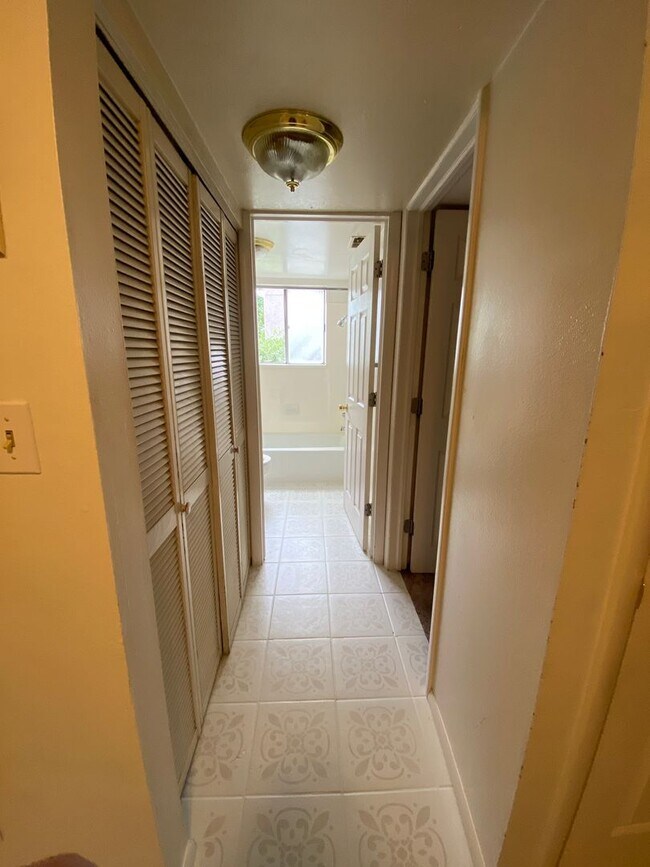 Foto del edificio - Contract Sale! 1B/1B Pet Friendly Apartment South of BYU