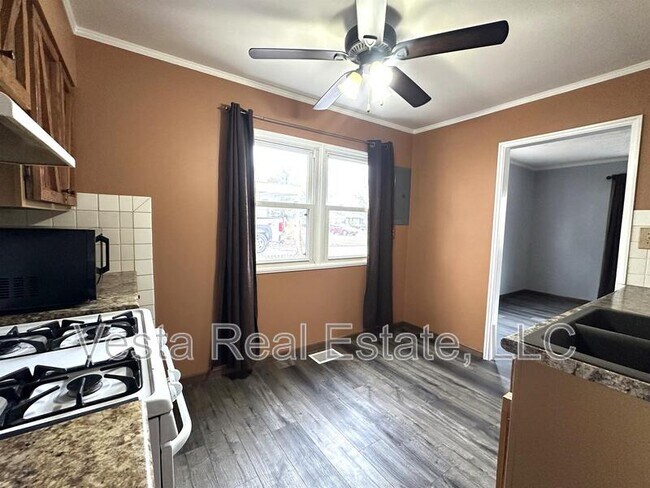 Foto del edificio - 727 Dale St