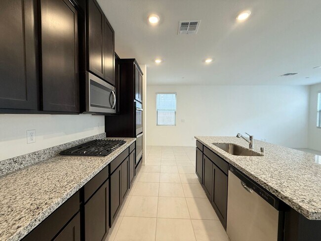 Foto del edificio - Modern Brand New Summerlin Home with 5 Bedrooms, Loft & Upgraded Finishes