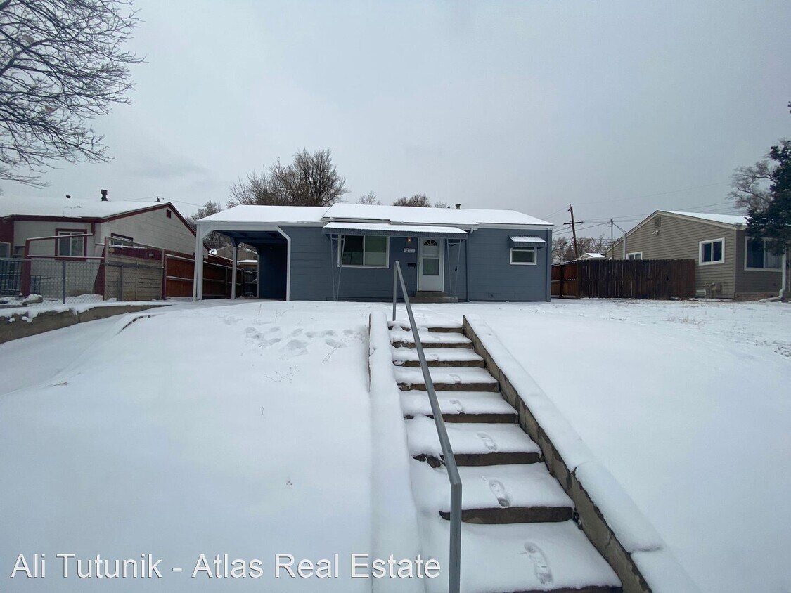 Primary Photo - 2 br, 1 bath House - 217 S. Xavier St