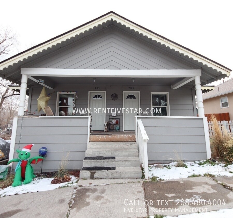 Foto principal - 703 W Bonneville St