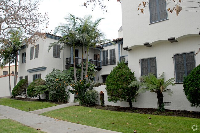 Building Photo - 6030 Whitworth Dr