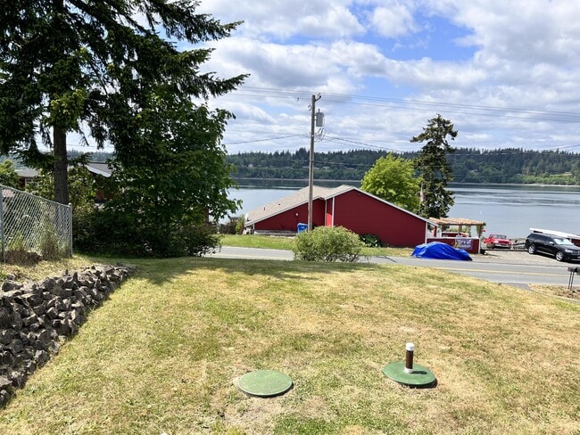 Building Photo - 10216 Steamboat Island Road Northwest