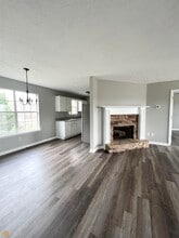 Building Photo - 397 Pleasant Way
